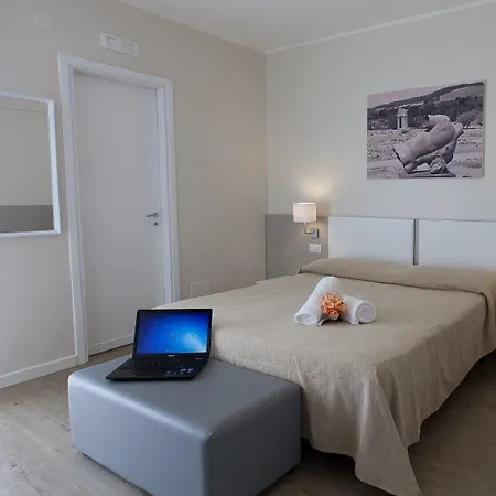Costazzurra Museum & 4* San Leone