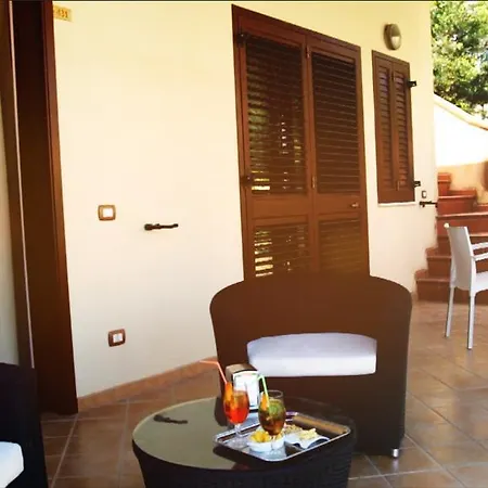Hotel Costazzurra Museum &