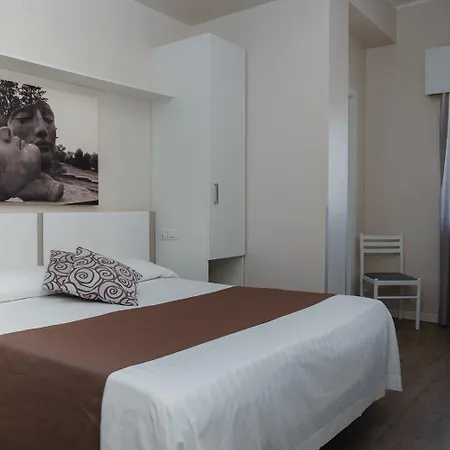 Costazzurra Museum & 4* San Leone