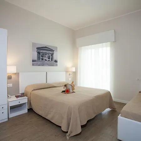 Hotel Costazzurra Museum &