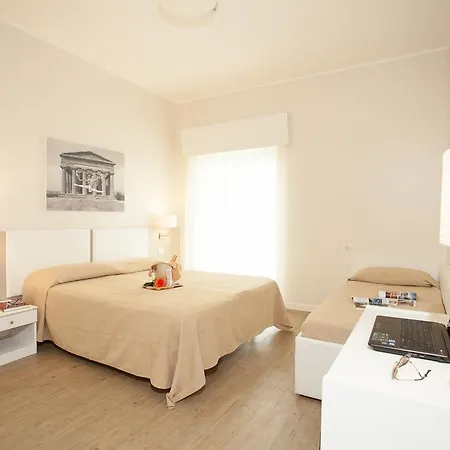 Otel Costazzurra Museum & 4*