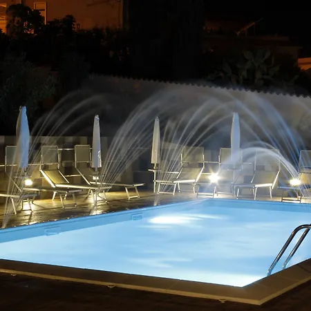 Costazzurra Museum & 4* San Leone