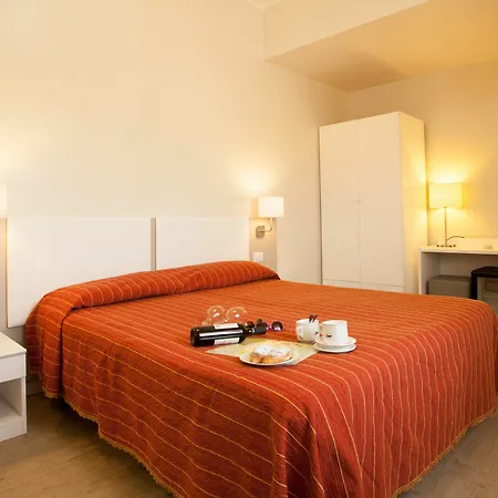 Costazzurra Museum & 4* San Leone