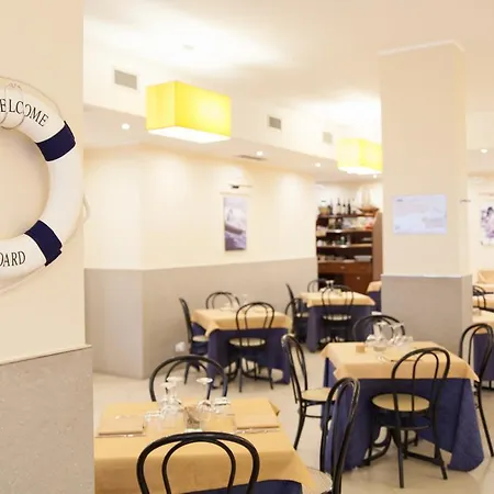 Hotel Costazzurra Museum &