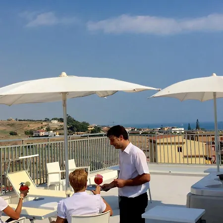 Costazzurra Museum & 4* San Leone