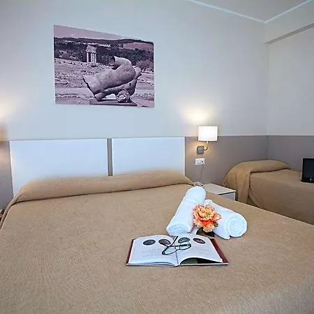 Hotel Costazzurra Museum & 4*
