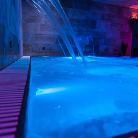 Costazzurra Museum & Hotel 4*